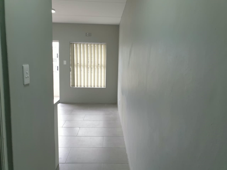 To Let 1 Bedroom Property for Rent in Diep River Western Cape